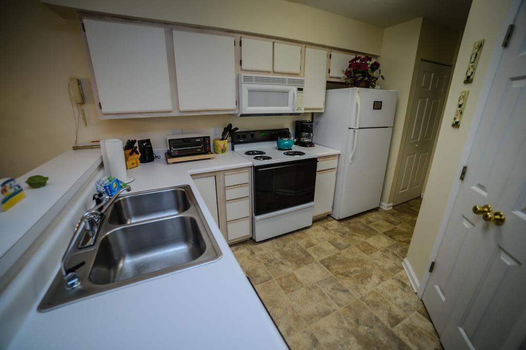 True Blue Golf Resort Pawleys Island Room photo
